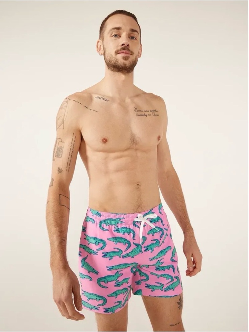 Chubbies The glades classic swim trunk in pink alligator 5.5”